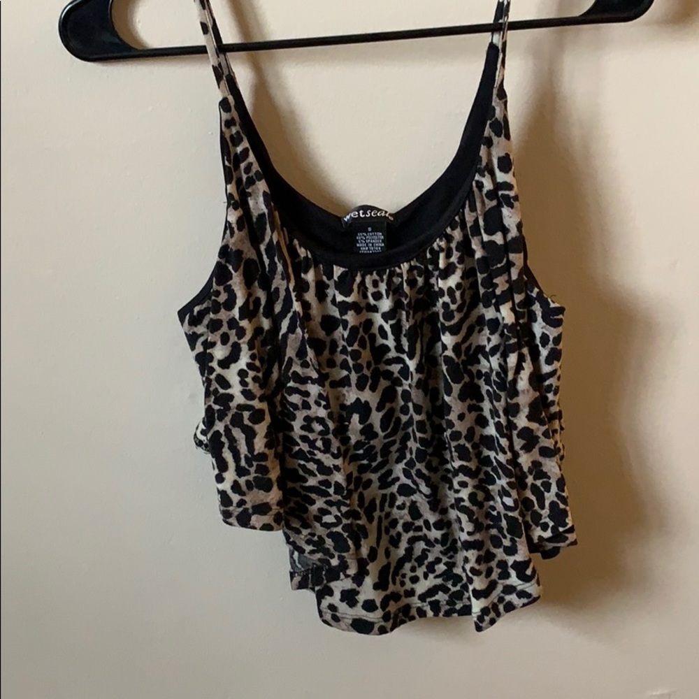 Cheetah print crop tank